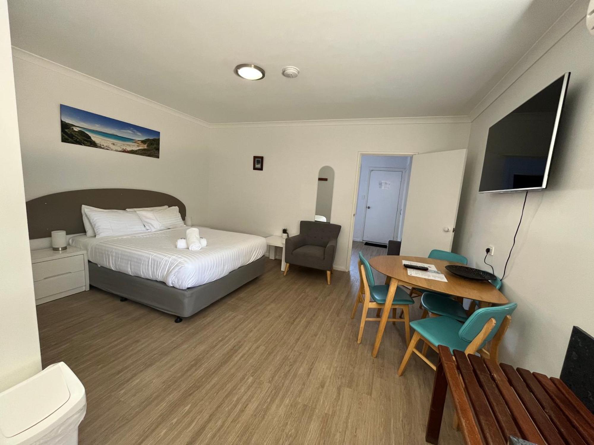 Clearwater Motel Apartments Esperance Buitenkant foto