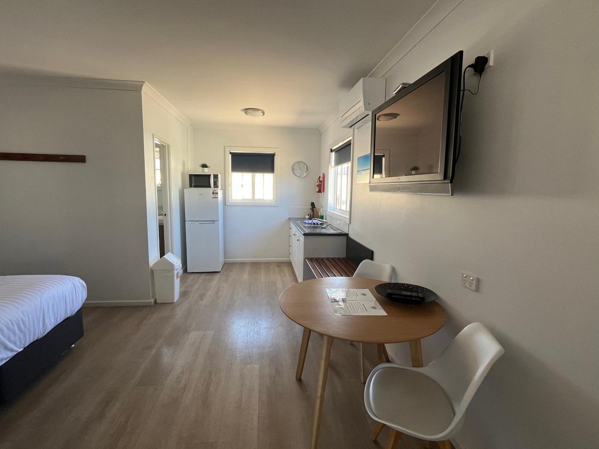 Clearwater Motel Apartments Esperance Buitenkant foto