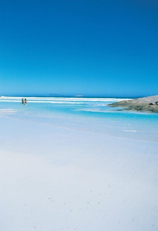 Clearwater Motel Apartments Esperance Buitenkant foto