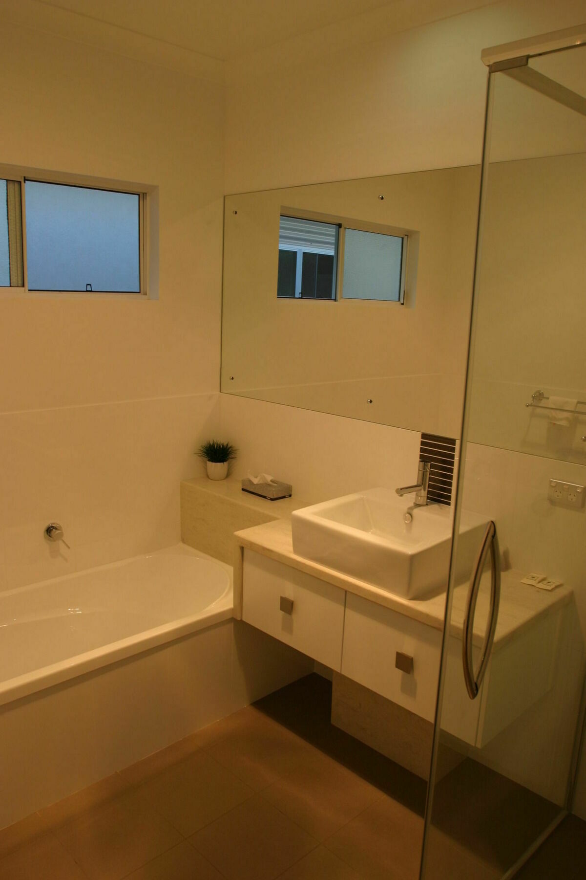 Clearwater Motel Apartments Esperance Buitenkant foto